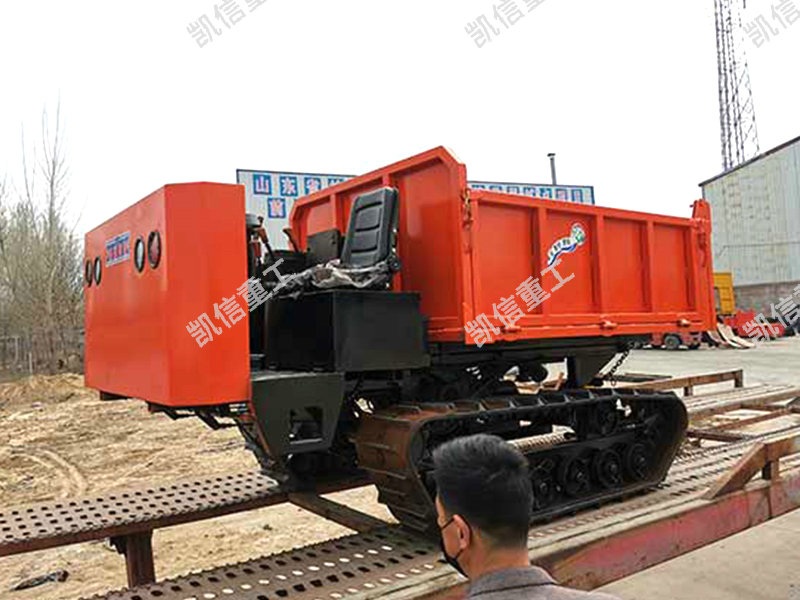 2噸履帶運(yùn)輸車(chē)